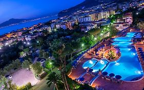 Hilton Sorrento Palace